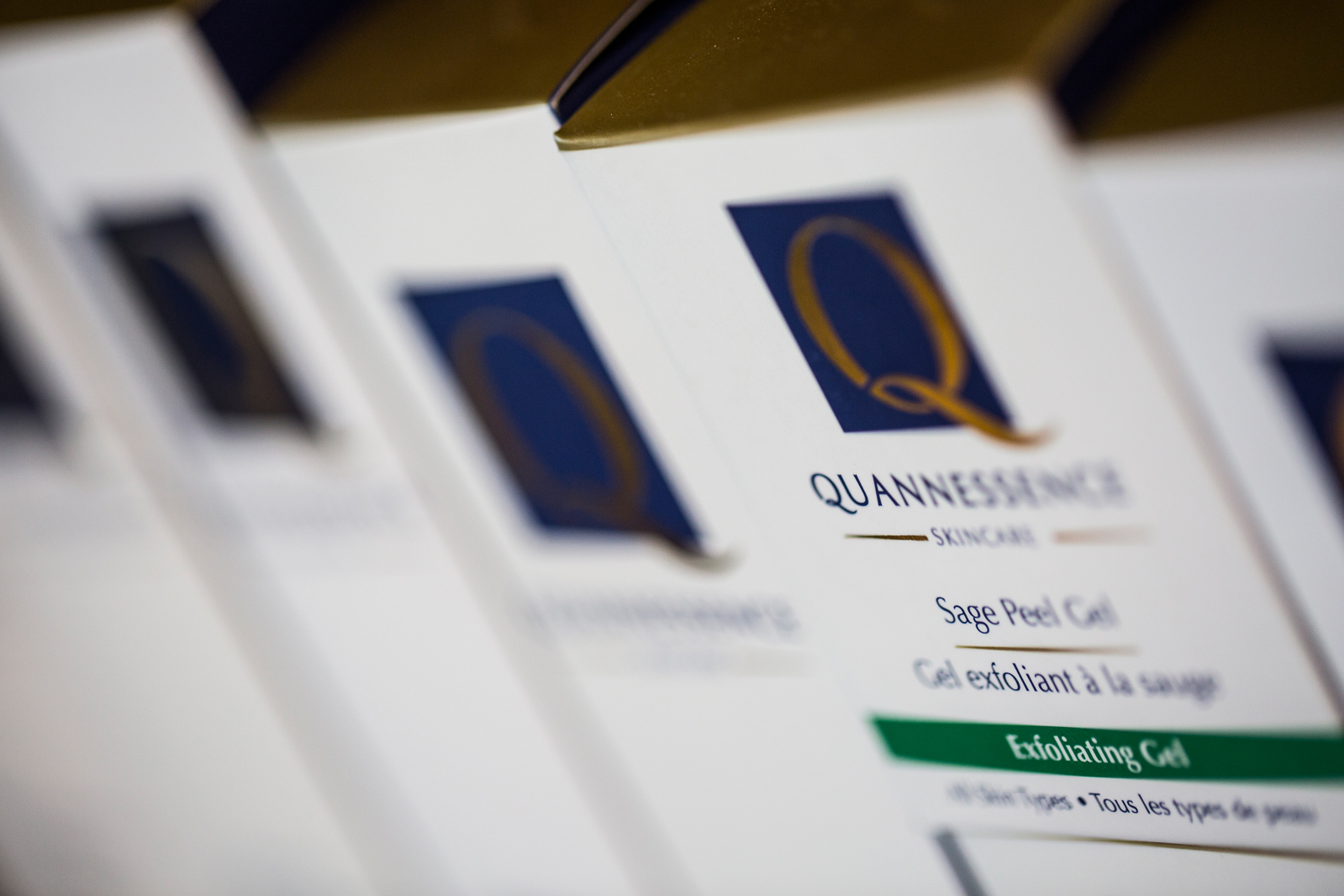 Product display at Razor's Edge